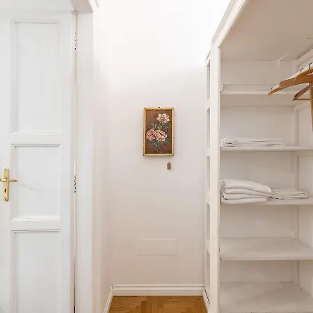 Sardinia Design 3* 칼리아리