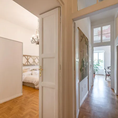 Sardinia Design 칼리아리